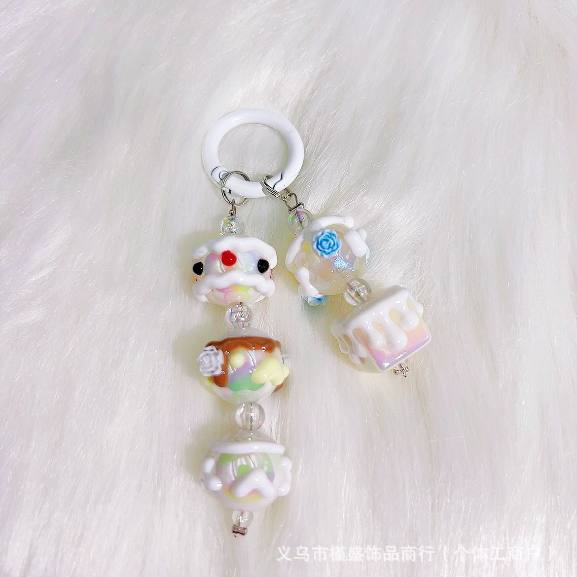 Creative hand-painted flower short mobile phone chain pendant, the same style in the live broadcast is matched with cartoon bead chain keychain bag pendant.
