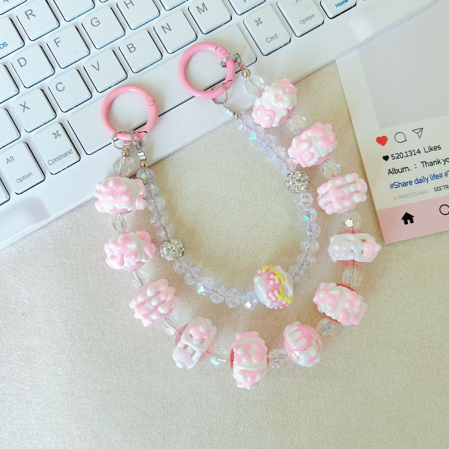 Creative bead string double chain hand-painted beads mobile phone chain cartoon doll keychain pendant bag pendant Xiaohongshu same style