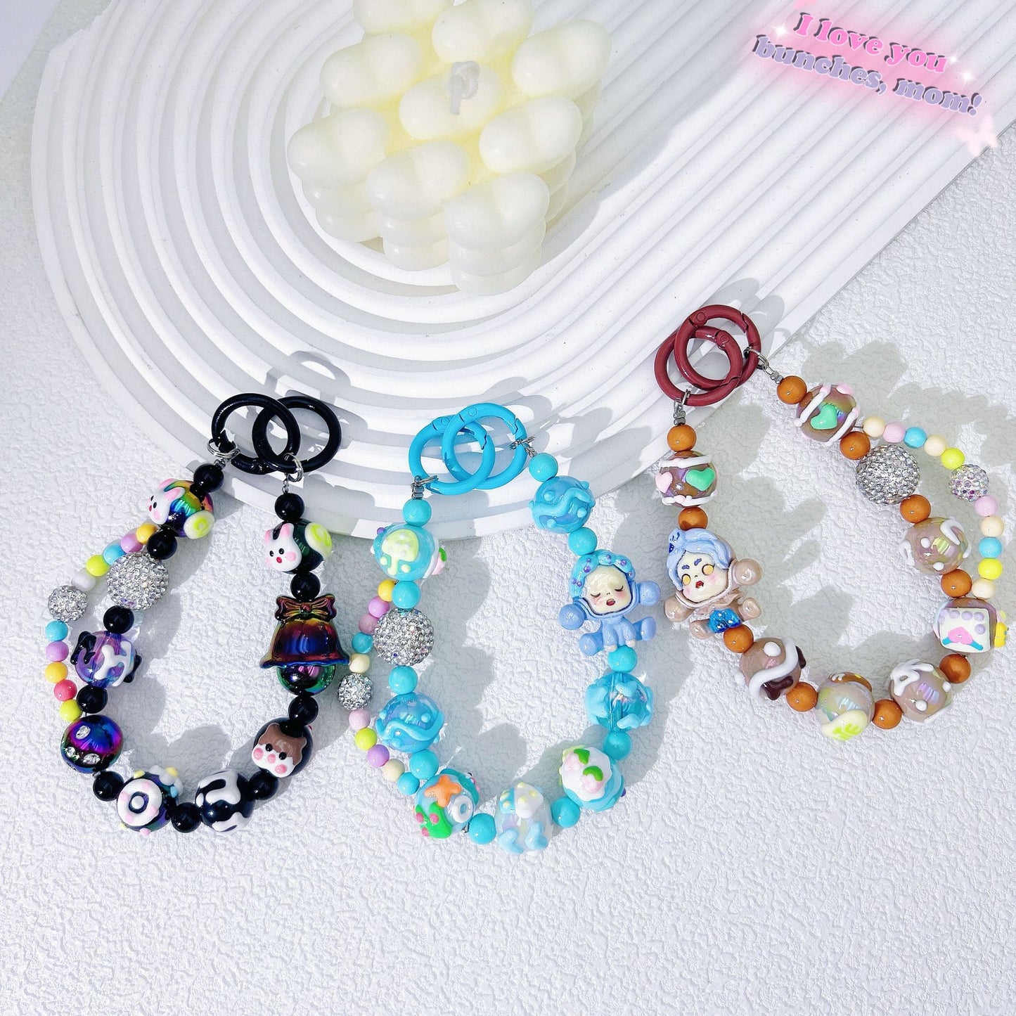 Creative hand-painted graffiti cartoon mobile phone chain diamond ball bead string mobile phone case back clip pendant keychain accessories wholesale