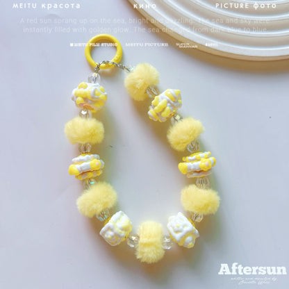 New autumn and winter hairball ring hand-painted beads, mobile phone chain beads, car keychain pendant, bag accessories, live broadcast of the same style