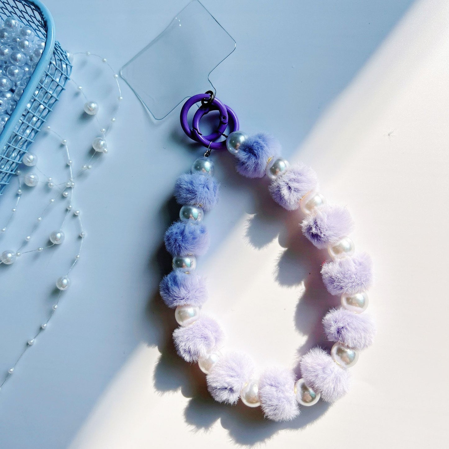 Winter new pom-pom bead string mobile phone chain high-end exquisite mobile phone case bag pendant bag extension chain jewelry