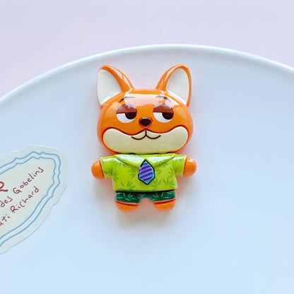 Resin cartoon animal city rabbit fox DIY jewelry accessories hair accessories mobile phone case cream glue hole shoe accessories
