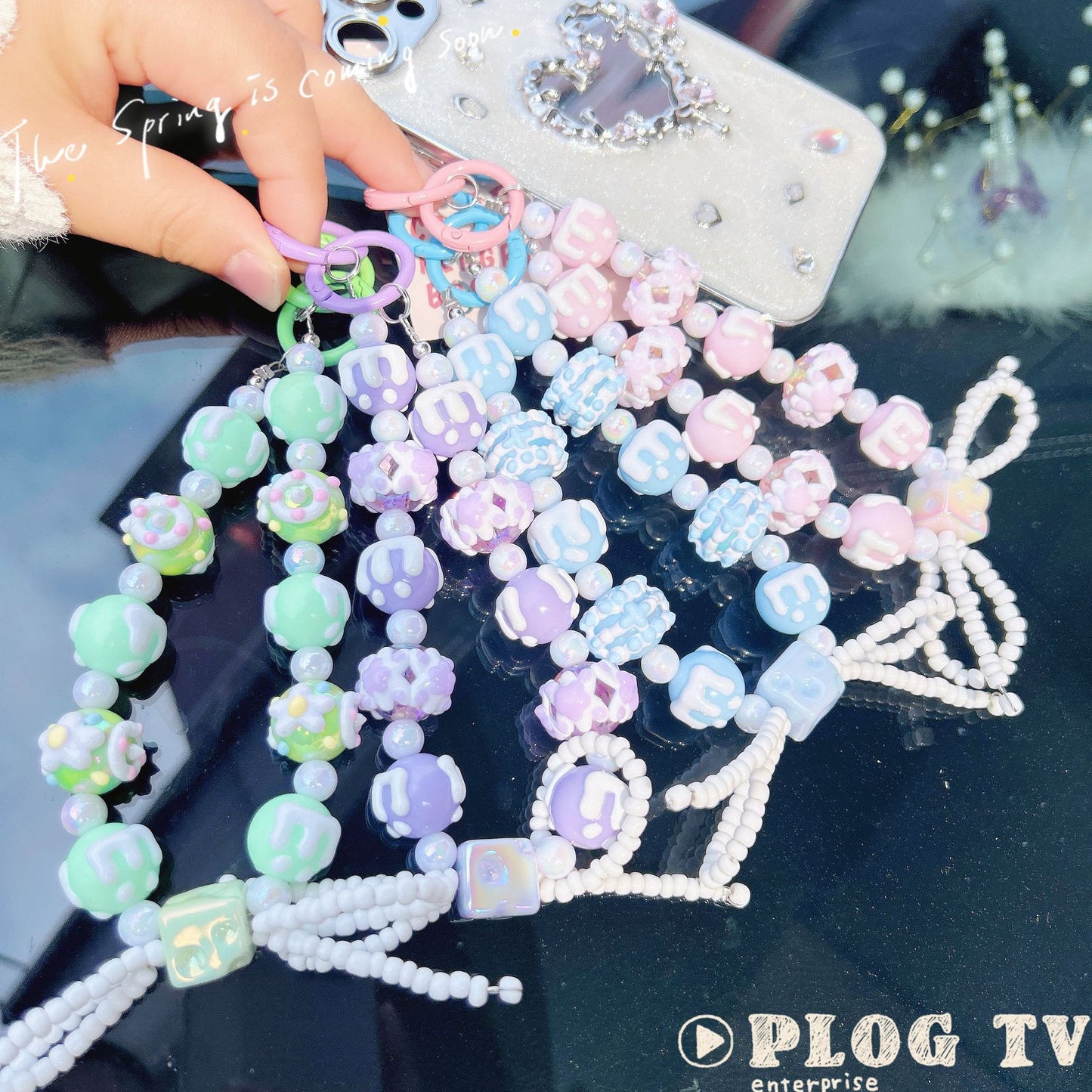 Creative cheese bead string mobile phone chain, Xiaohongshu same mobile phone case, car keychain, bag anti-loss bead string pendant