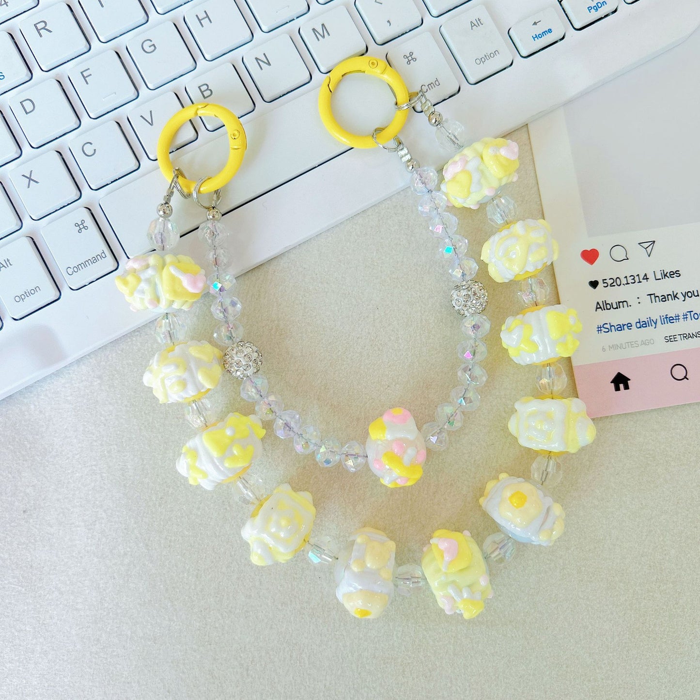 Creative bead string double chain hand-painted beads mobile phone chain cartoon doll keychain pendant bag pendant Xiaohongshu same style