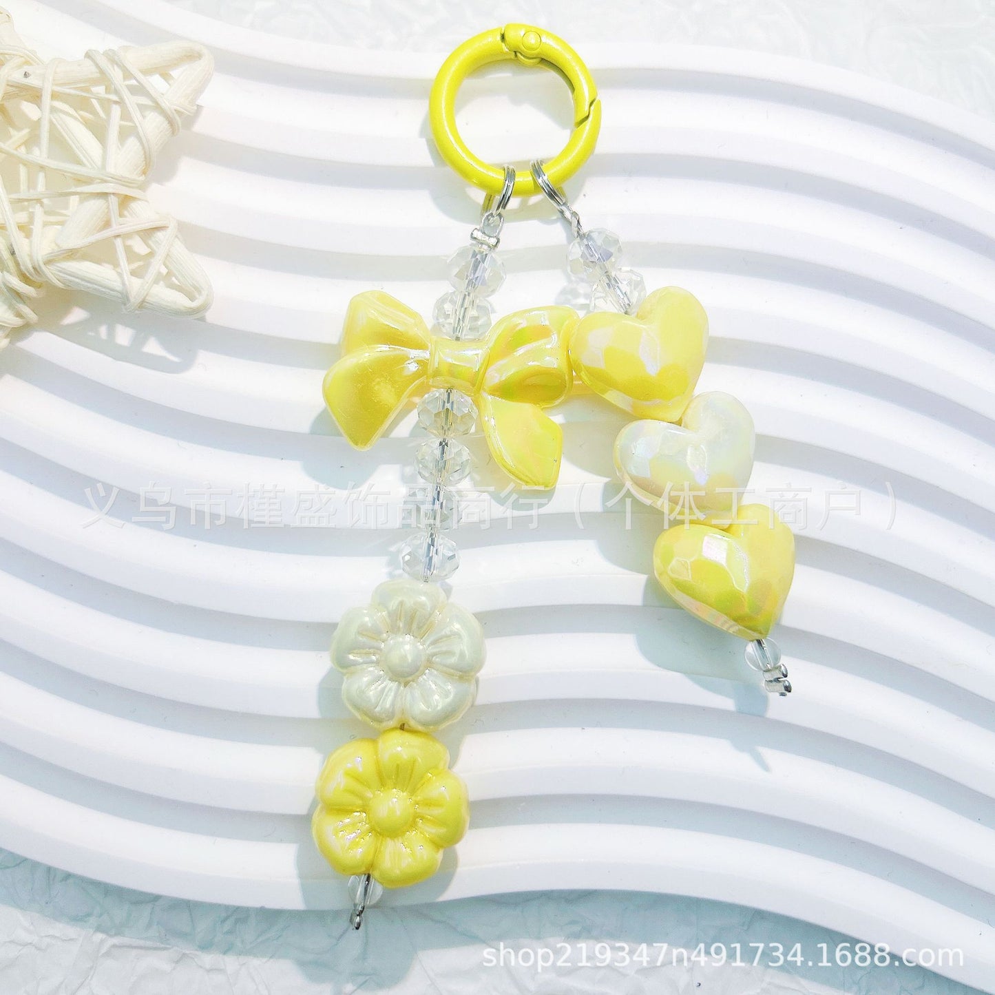 New electroplating cutting surface love bead string mobile phone chain pendant short car keychain pendant Xiaohongshu same style